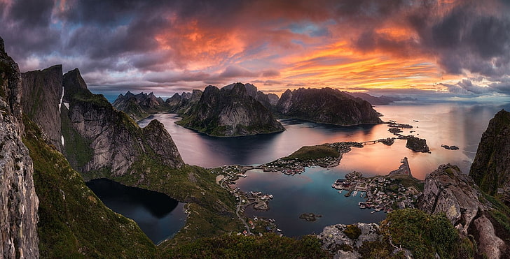 landscape, photography, nature, morning, sunlight, island, sea, town, clouds, Lofoten Islands, Norway, HD wallpaper