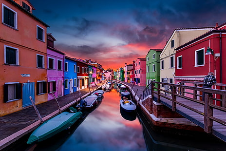 Venice canal, Burano, Venice, canal, italy, italia, italie, city, cityscape, island, color, sunset, reflection, boat, beautiful, travel, secret, architecture, europe, nautical Vessel, town, venice - Italy, tourism, famous Place, house, urban Scene, multi Colored, HD wallpaper HD wallpaper