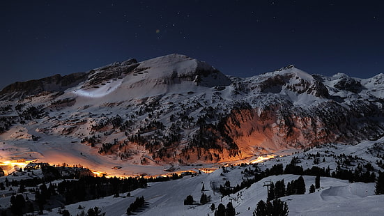 photo de montagne couverte de neige, collines, montagnes, nuit, nature, hiver, neige, lumières, étoiles, Autriche, paysage, Fond d'écran HD HD wallpaper
