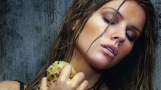 Tiffany Mulheron, mata tertutup, closeup, wajah, wanita, model, Wallpaper HD HD wallpaper