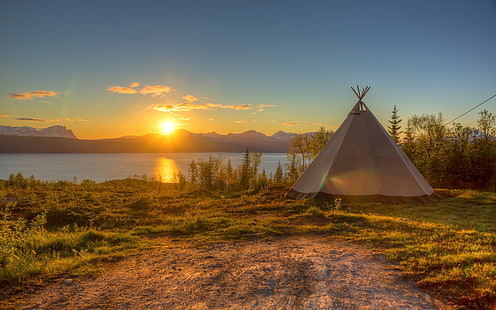 шатер коричневого вигвама, шатер, закат, озеро, берег, солнце, диск, романтика, HD обои HD wallpaper