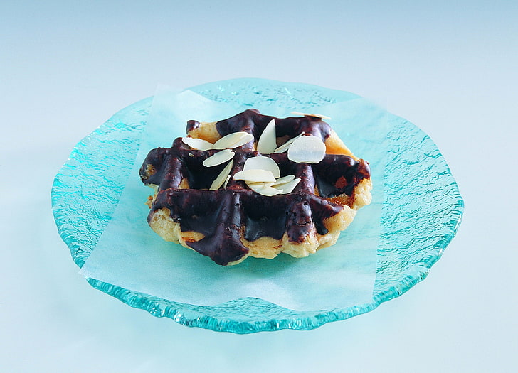 baked pancake, cake, chocolate, nut, plate, blue, HD wallpaper
