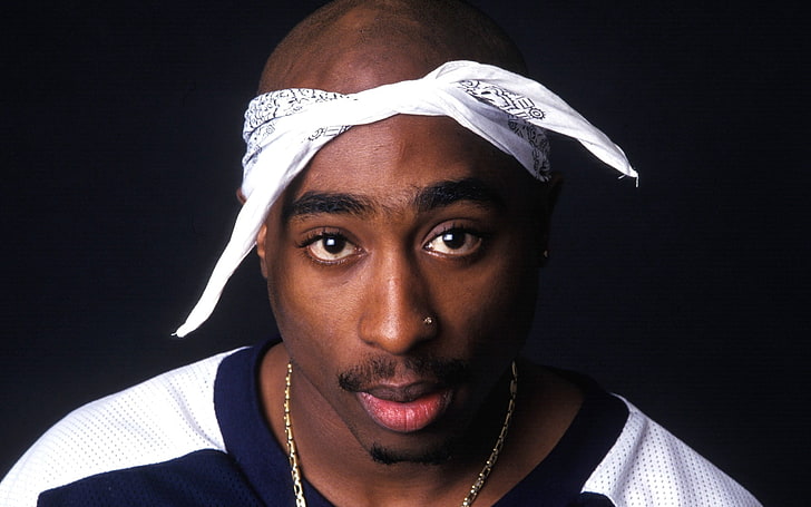 Снимка на Tupac Shakur, 2pac, поглед, глава, превръзка, верига, HD тапет