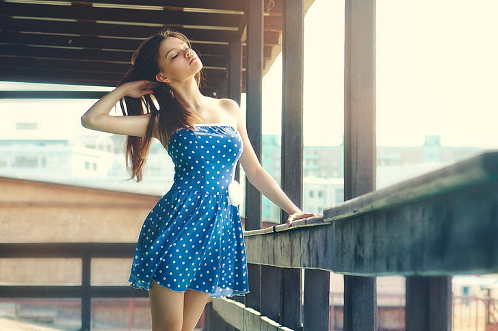women's blue and white polka-dot strapless dress, women, model, dress, closed eyes, brunette, polka dots, hands in hair, HD wallpaper
