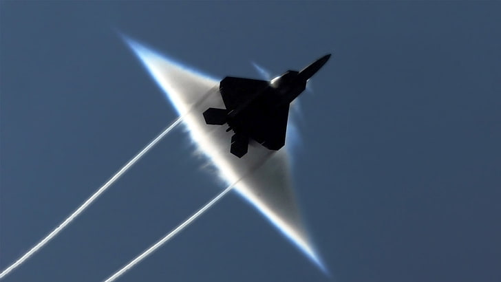 svart stridsflygplan, flygplan, jetflygplan, F-22 Raptor, ljudbommar, militära flygplan, militär, HD tapet