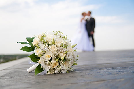 beyaz çiçek buketi, yakın çekim, bulanıklık, gelin, düğün, damat, düğün buketi, HD masaüstü duvar kağıdı HD wallpaper