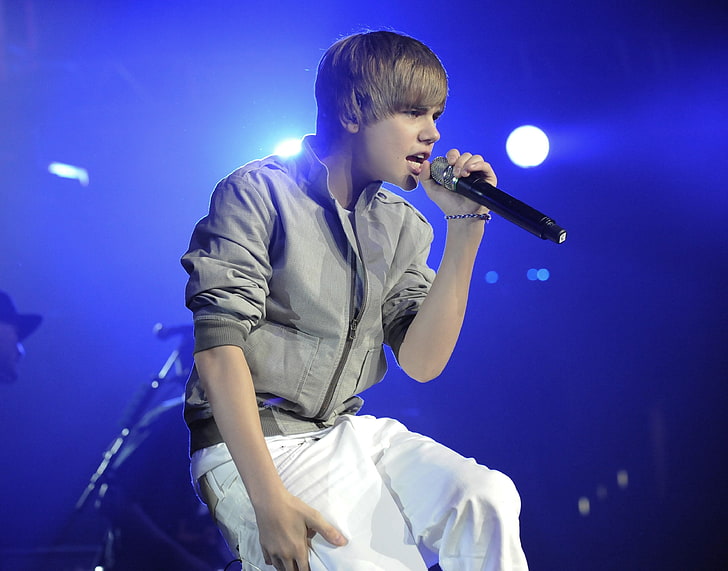 Justin Bieber, justin bieber, microfono, concerti, spettacoli, celebrità, cantante, Sfondo HD