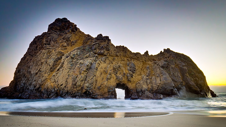 brązowo-czarna kwiecista tkanina, plaża, piasek, wybrzeże, skała, przyroda, Pfeiffer Beach, Kalifornia, Tapety HD