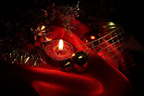 Рождественские свечи, новый год, шар, украшения, прекрасно, праздники, рождество, шарики, мило, фотография, гирлянда, HD обои HD wallpaper