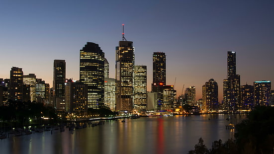 notte, Queensland, fiume, edifici, orizzonte, sera, cielo, centro, crepuscolo, Brisbane, metropoli, grattacieli, luci della città, paesaggio urbano, skyline, metropolitano, australia, Sfondo HD HD wallpaper