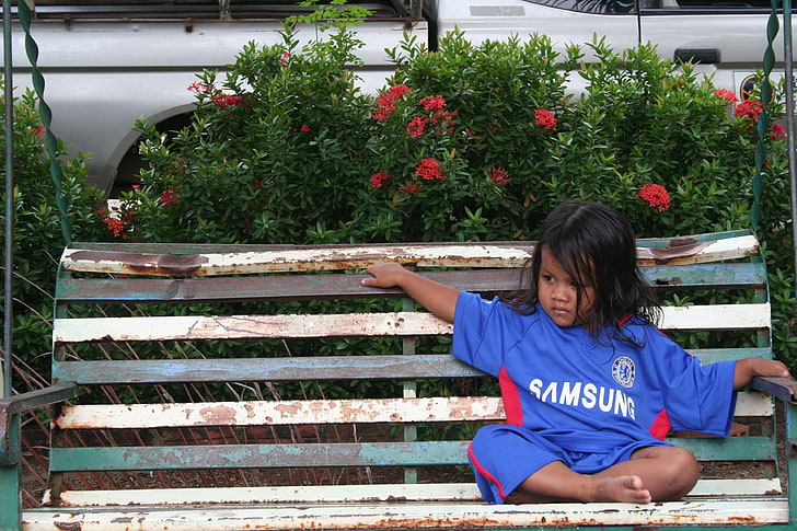blue, cambodia, little girl, relaxing, swing, HD wallpaper