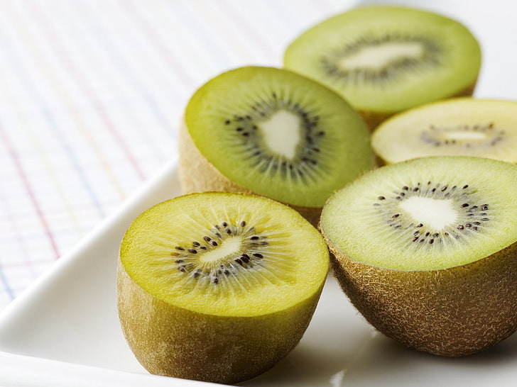 kiwi fruits, kiwi, cutting, plate, HD wallpaper
