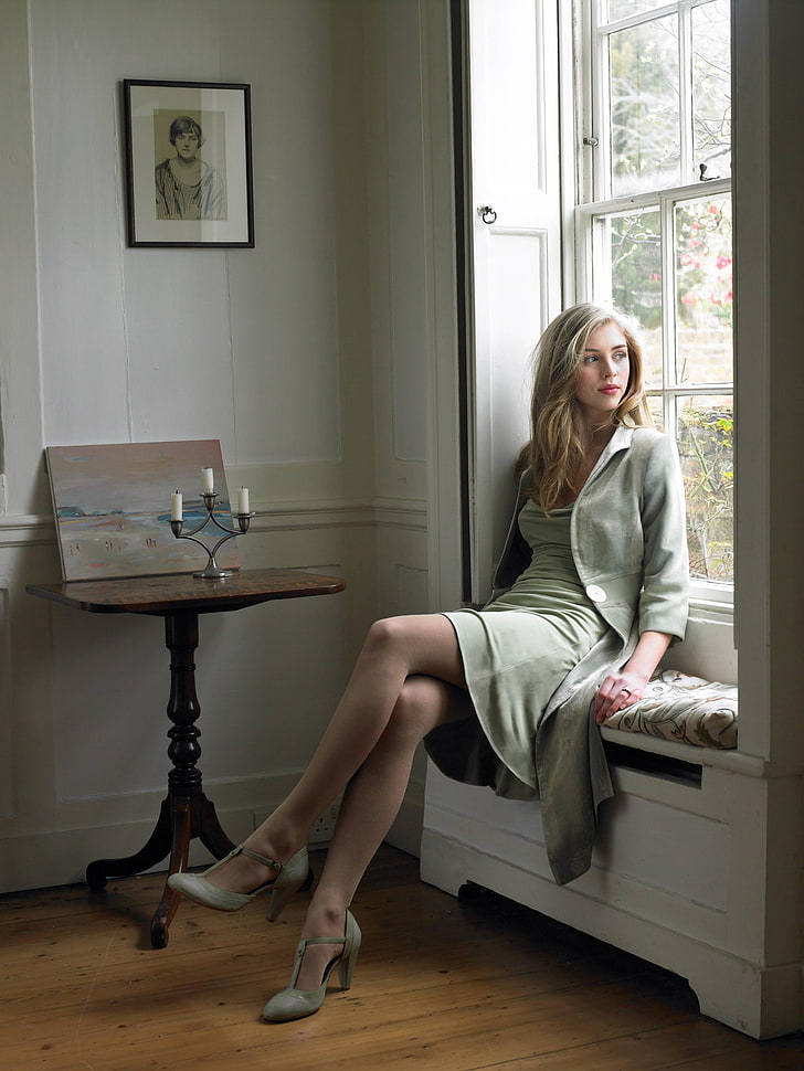 women's gray blazer and dress, blonde, actress, Hermione Corfield, HD wallpaper