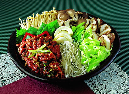 мясное блюдо, блюдо, грибы, овощи, тарелка, HD обои HD wallpaper