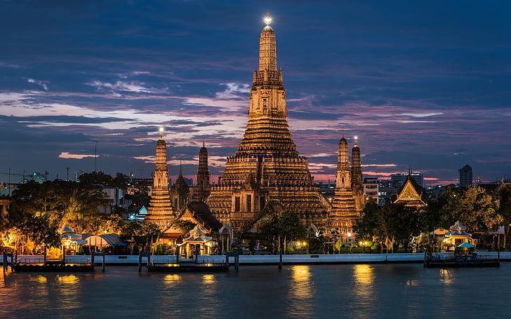 edificio emblemático marrón, paisaje, edificio, edificio antiguo, Bangkok, Tailandia, templo, río, puesta de sol, Fondo de pantalla HD