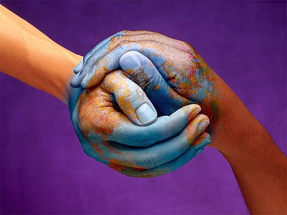 Hände, die mit aquamarinem Hautfarbenfoto, Erde halten, HD-Hintergrundbild HD wallpaper