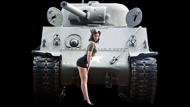 ilustración de tanque gris, modelos pinup, M4 Sherman, minifalda, top corto, pelirroja, disfraces, mujeres, Fondo de pantalla HD