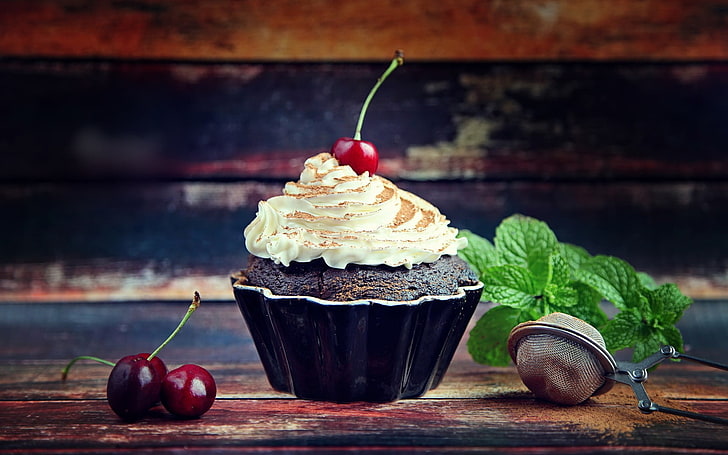 cupcake with icing, food, lunch, HD wallpaper