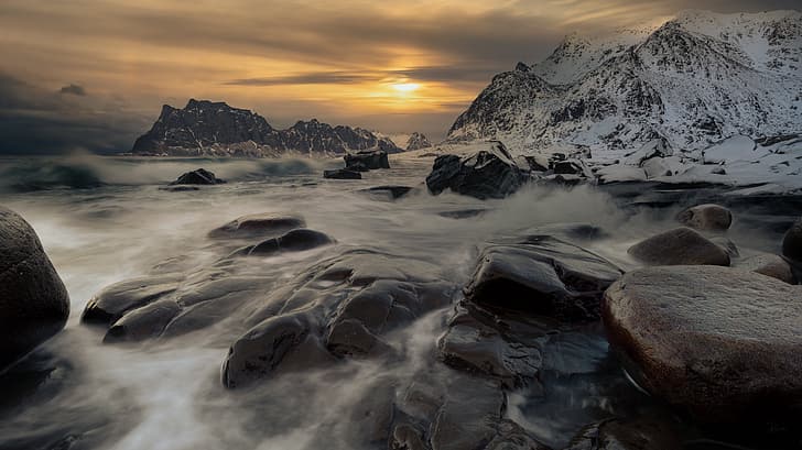 morze, zachód słońca, góry, kamienie, Norwegia, Lofoty, Morze Norweskie, Lofoty, Morze Norweskie, Tapety HD