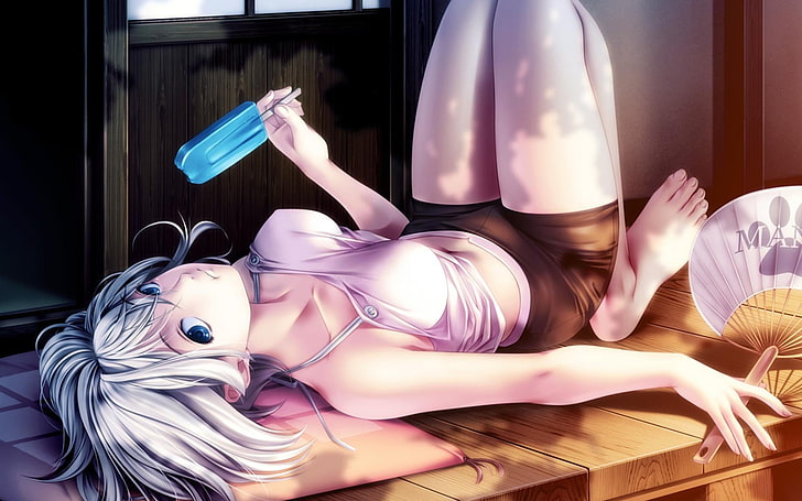 Dondurma yiyen kız, kısa beyaz saçlı anime karakteri olan kadın, Anime / Animasyon`` kız, anime, dondurma, döşeme, HD masaüstü duvar kağıdı