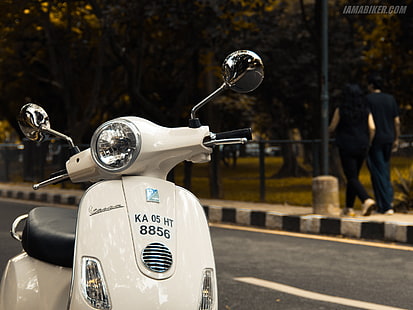 Piaggio Vespa Lx 125, beige and black motor scooter, Motorcycles, Other, HD wallpaper HD wallpaper