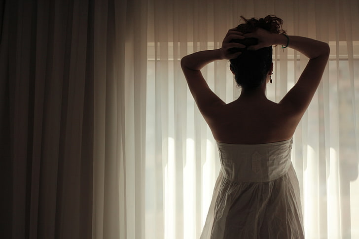 women's white strapless dress, girl, brunette, back, shadow, dress, curtains, HD wallpaper