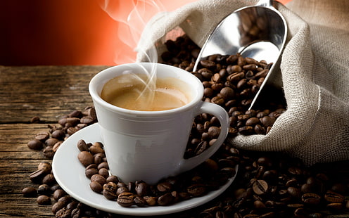 Caffè spresso, caffè, espresso, tazza, vapore, schiuma, panna, piattino, chicchi di caffè, scoop, sacco, Sfondo HD HD wallpaper