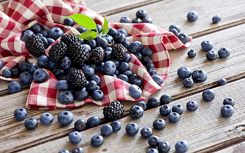 Berries, blueberries, blackberries, wood board, Berries, Blueberries, Blackberries, Wood, Board, HD wallpaper HD wallpaper