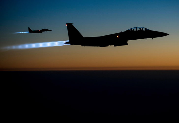 papel de parede de duas aeronaves, aeronaves, caça a jato, silhueta, noite, aeronaves militares, águia F-15, HD papel de parede