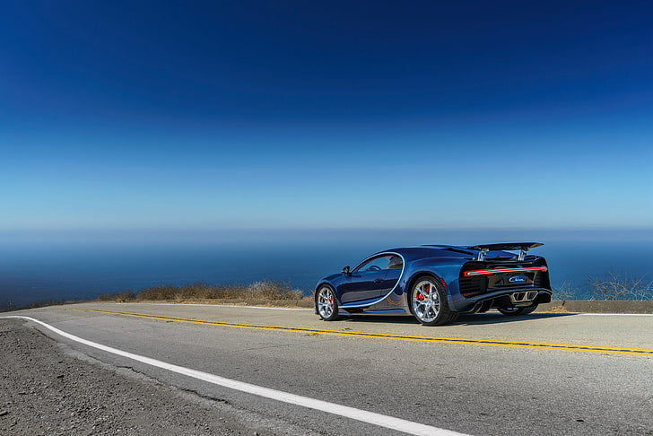 синьо Bugatti Chiron, bugatti, chiron, страничен изглед, път, HD тапет