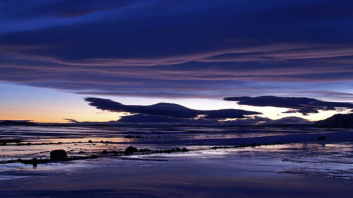 Gewässer während der goldenen Stunde, Wolken, Meer, dunkelblau, Schichten, HD-Hintergrundbild