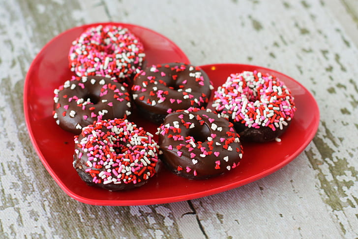 donuts, pastries, sweets, 7 assorted sprinkles donuts, chocolate, pastries, dessert, sweets, donuts, HD wallpaper