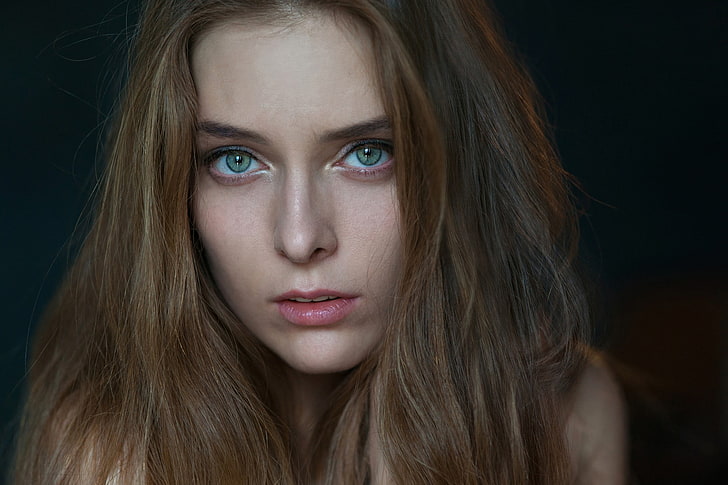 жена с руса коса и зелени очи, Амина Катинова, жени, лице, портрет, Максим Максимов, зелени очи, HD тапет