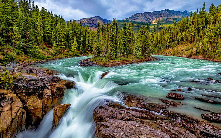 Водопад на реке Санвапта в национальном парке Джаспер Альберта, Канада Обои для рабочего стола HD обои для мобильных телефонов планшет и ПК 2560 × 1600, HD обои