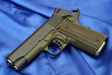 черно-зелен полуавтоматичен пистолет, пистолет, тапет, оръжия, M1911, Colt, оръжие, пистолет M1911, HD тапет HD wallpaper
