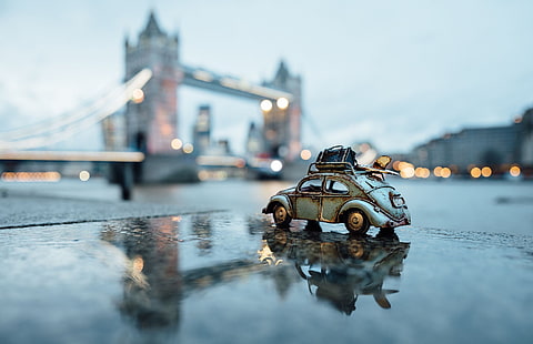 gray toy car, water, car, city, urban, rain, toys, London, HD wallpaper HD wallpaper