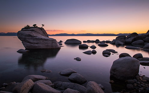 日没時に岩が多い海岸、穏やかな、日没、自然、岩-オブジェクト、反射、日の出-夜明け、風景、 HDデスクトップの壁紙 HD wallpaper
