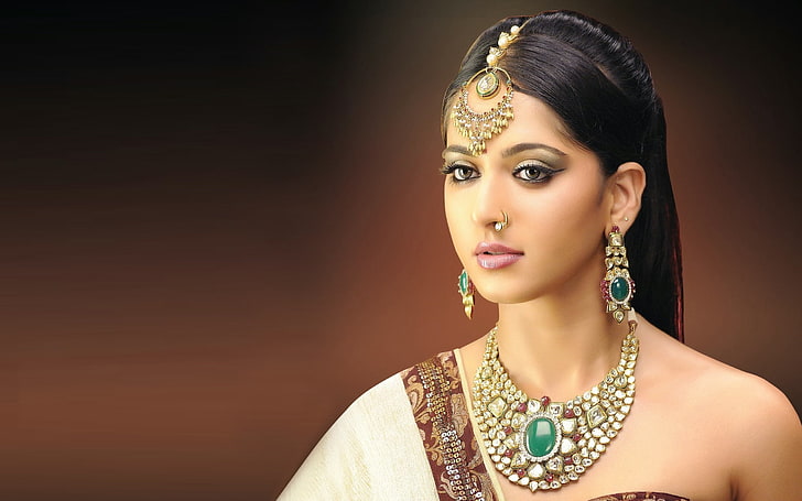 nagavalli anushka-Photo HD widescreen wallpaper, women's gold-colored bib necklace, HD wallpaper