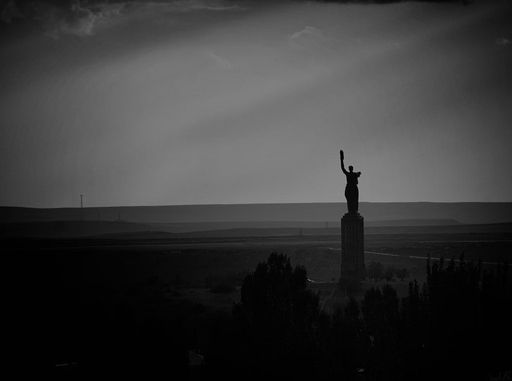 Armenia, Gyumri, man statue, Black and White, City, Dark, Silhouette, Statue, armenia, gyumri, HD wallpaper