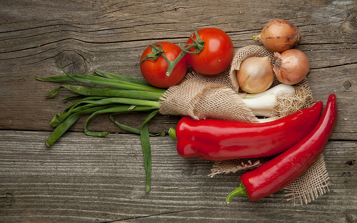 two red chili, pepper, tomato, garlic, vegetables, HD wallpaper