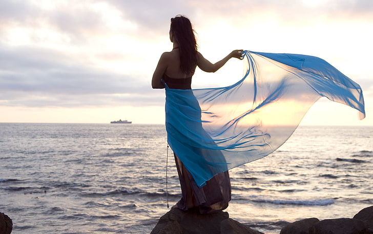 women's blue and pink dress, sea, wave, the sky, freedom, water, girl, nature, stones, background, Wallpaper, mood, brunette, widescreen, full screen, HD wallpapers, pareo, HD wallpaper