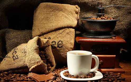xícara de cerâmica branca, café, xícara, grãos de café, HD papel de parede HD wallpaper