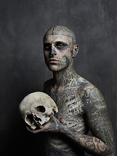 czarny tatuaż na całym ciele, mężczyźni, bez koszuli, tatuaż, Rico the Zombie, Rick Genest, łysa głowa, pierścienie w nosie, czaszka, piercing, kości, Tapety HD HD wallpaper
