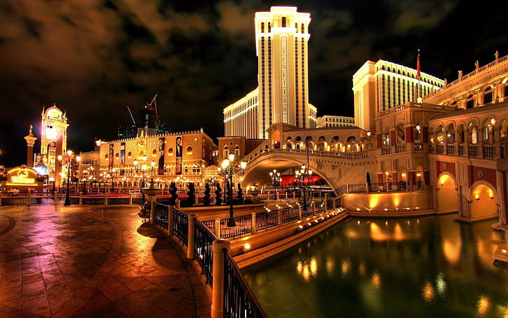 The City Of Las Vegas Hotel Venice Bridge Beautiful Decorative Night Lights Fountains Hd Wallpapers 3840×2400, HD wallpaper