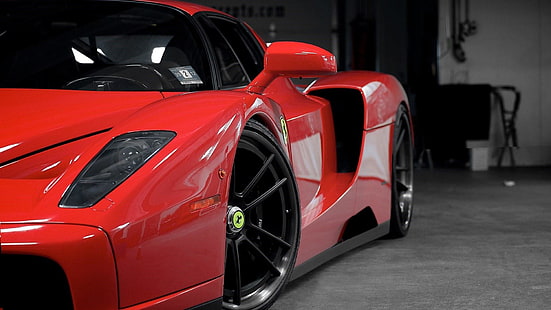 coche, Ferrari, coche rojo, coche deportivo, vehículo, automóvil, diseño automotriz, vehículo de lujo, superdeportivo, coche de carreras, Enzo Ferrari, coche de rendimiento, rueda, Fondo de pantalla HD HD wallpaper