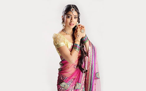 Shriya Saran in Saree, 쉬리 야, 사리, 사란, HD 배경 화면 HD wallpaper