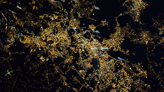 Катовице, Польша, НАСА, ночь, ночные огни, огни города, город, спутниковые снимки, космическая фотография, вид с высоты птичьего полета, человеческое поселение, тьма, ESA, европейское космическое агентство, свет, HD обои HD wallpaper