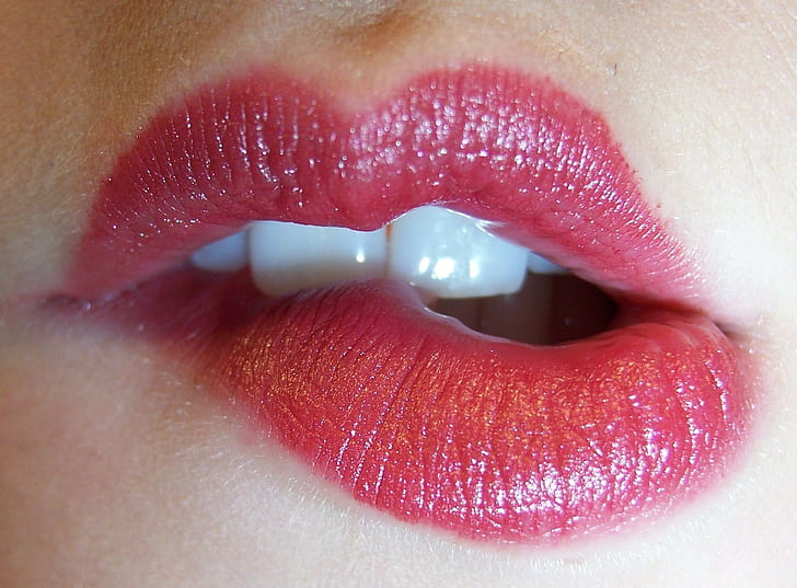 rouge à lèvres rouge, gros plan, rouge à lèvres, bouches, lèvre mordante, lèvres juteuses, Fond d'écran HD