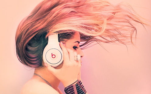 white Beats wireless headphones, dr dre, monster beats, earphones, girl, HD wallpaper HD wallpaper