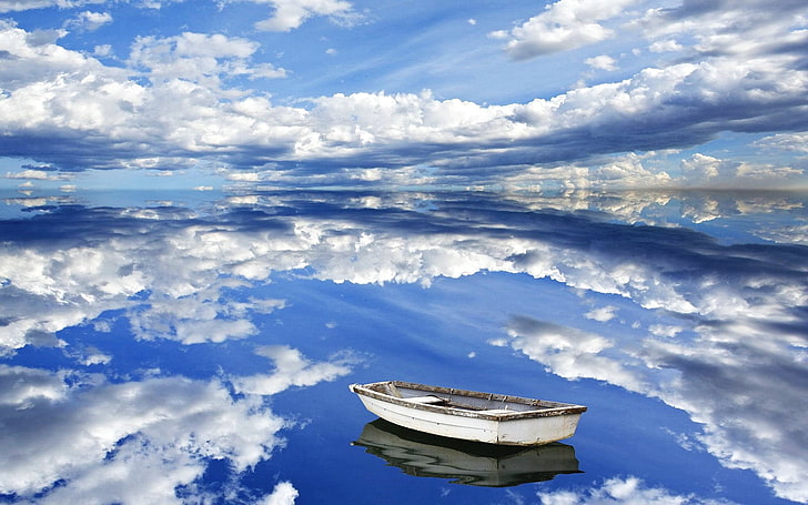 canoa branca e marrom no corpo de água, céu, nuvens, reflexão, barco, HD papel de parede